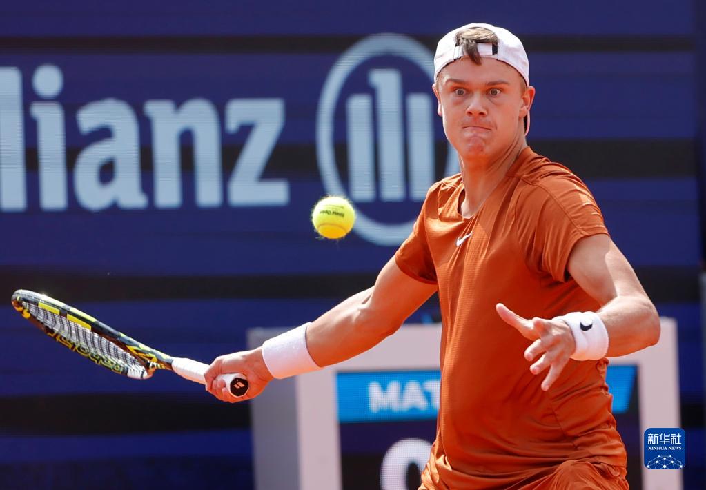 等多个维度 等多个维度