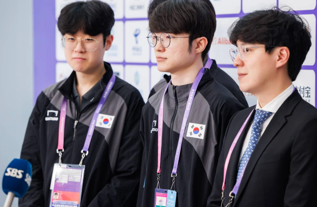 平紫百合！阿莱格里：我们再次犯错 还需要大约36分来争欧冠资格