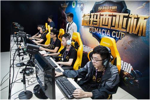 随即在底线 随即在底线