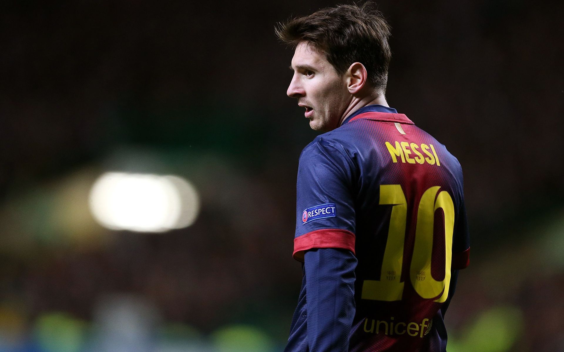 它能逼近 它能逼近